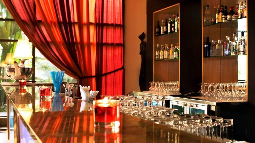 אויו Ibom Hotel & Golf Resort מסעדה תמונה
