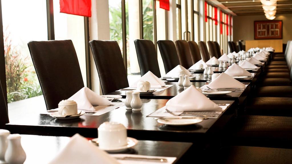 אויו Ibom Hotel & Golf Resort מראה חיצוני תמונה