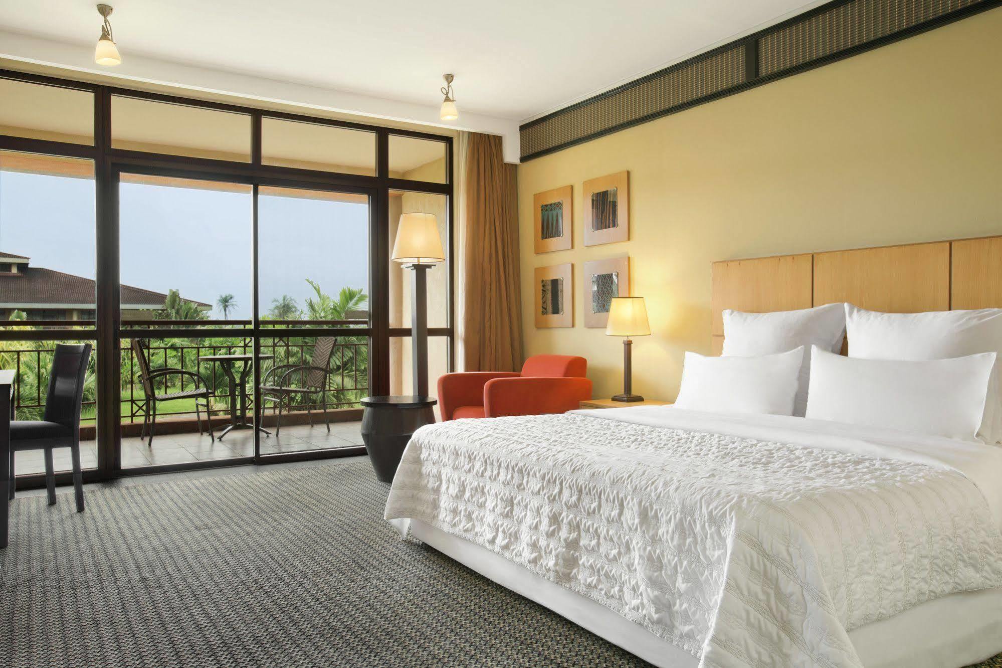 אויו Ibom Hotel & Golf Resort מראה חיצוני תמונה