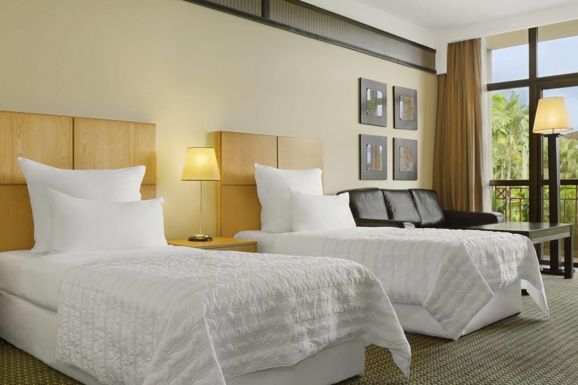 אויו Ibom Hotel & Golf Resort מראה חיצוני תמונה